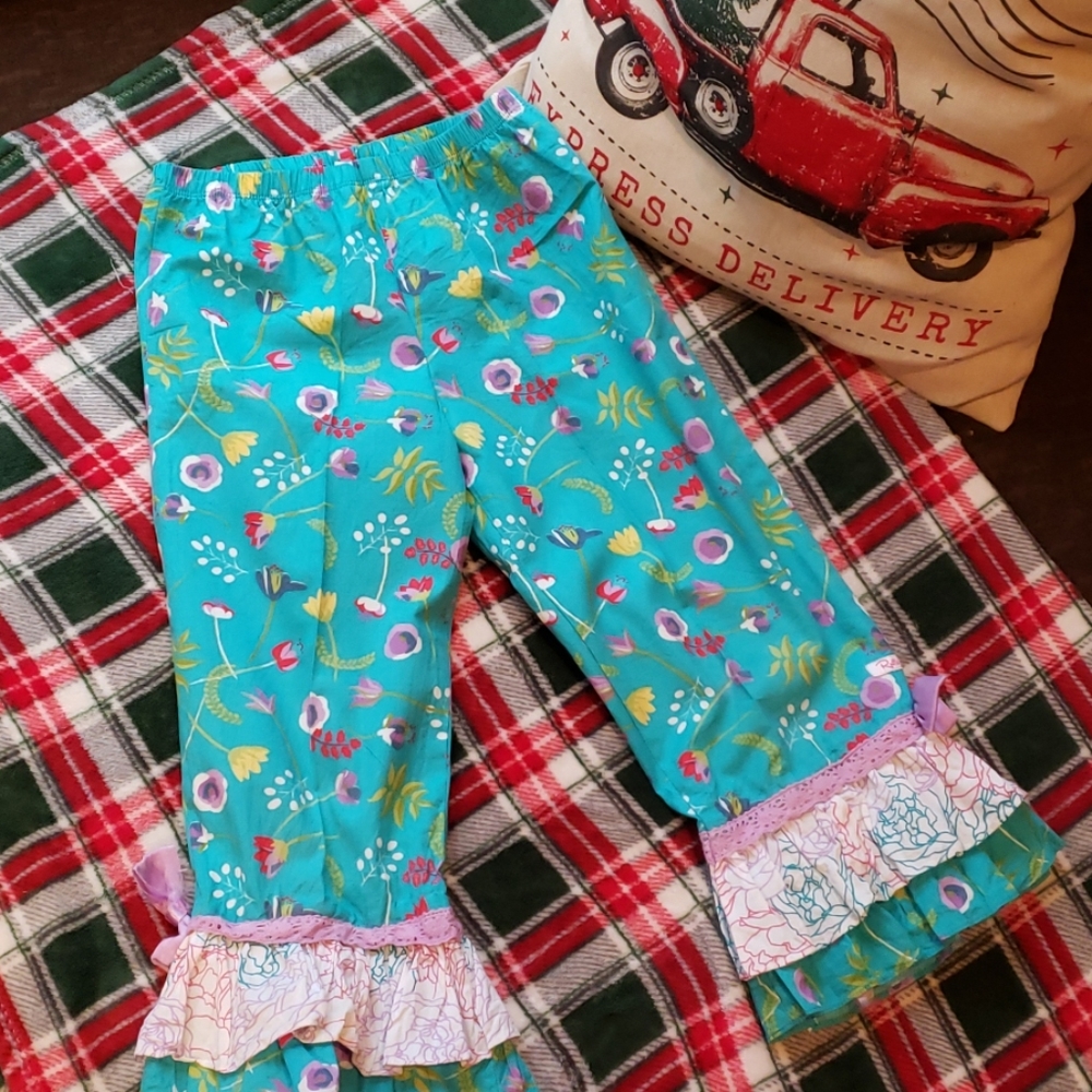 Ruffle Butts boutique capris